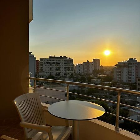 Ami Apartament Vlorë Екстериор снимка